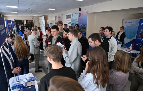 Порядка тысячи студентов приняли участие в Днях карьеры АО «Концерн Росэнергоатом» на площадке ВИТИ НИЯУ МИФИ image 2