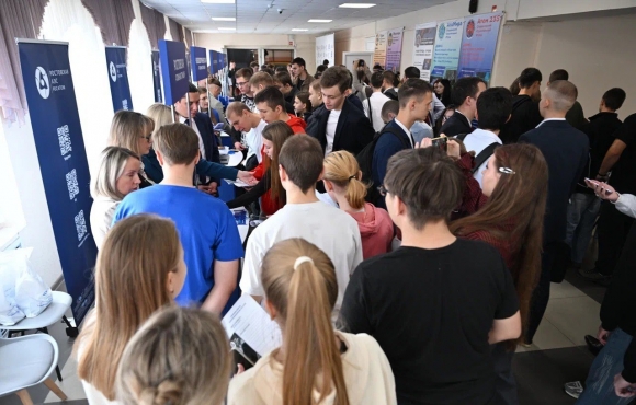 Порядка тысячи студентов приняли участие в Днях карьеры АО «Концерн Росэнергоатом» на площадке ВИТИ НИЯУ МИФИ image 5